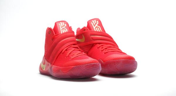 Nike Kyrie 2 